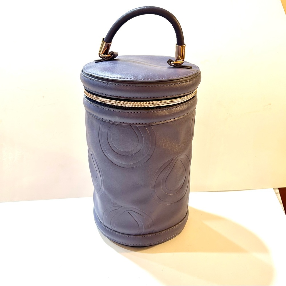 Monat Cylindrical Travel Cosmetic Bag in Light Purple New, Never Used. - Picture 2 of 7